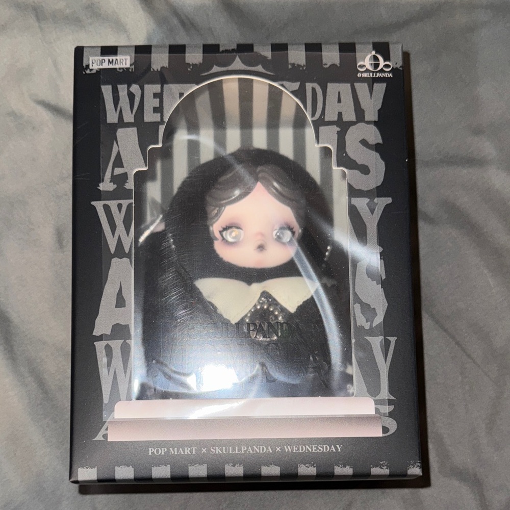 POP MART Skullpanda Wednesday Figure-NEW